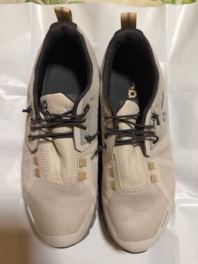 On Cloud 6 Waterproof Sneaker Pearl Cream Beige Speed Lace Running Shoe